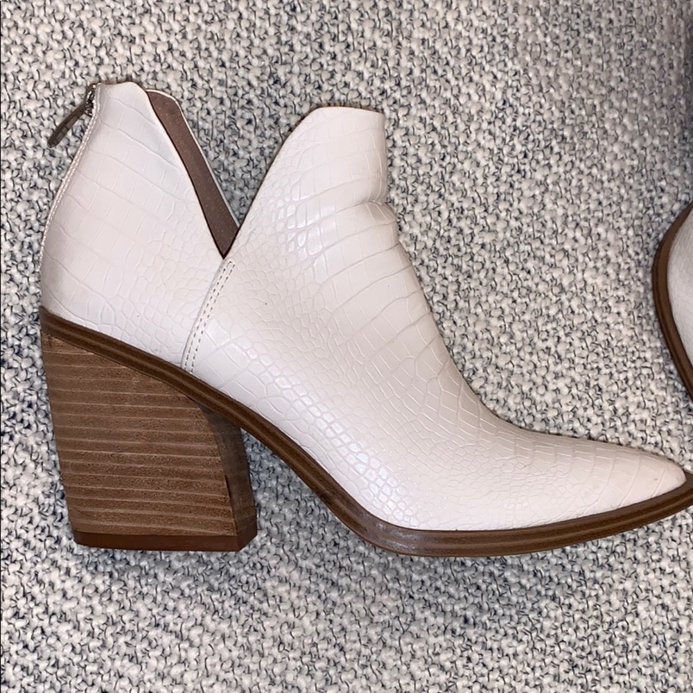 Steve Madden White Crocodile Booties